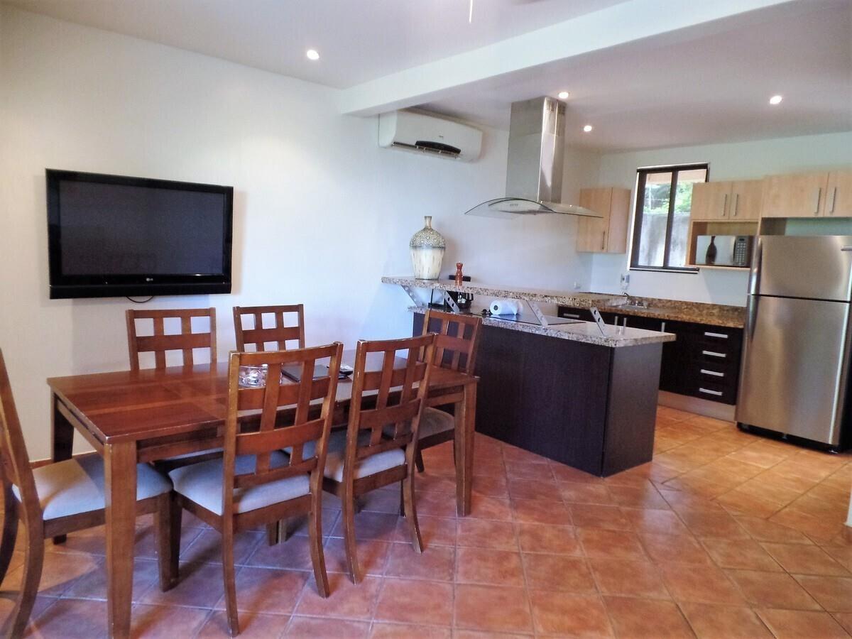 2 bed Condo For Sale in Playas Del Coco, Guanacaste - thumb 14