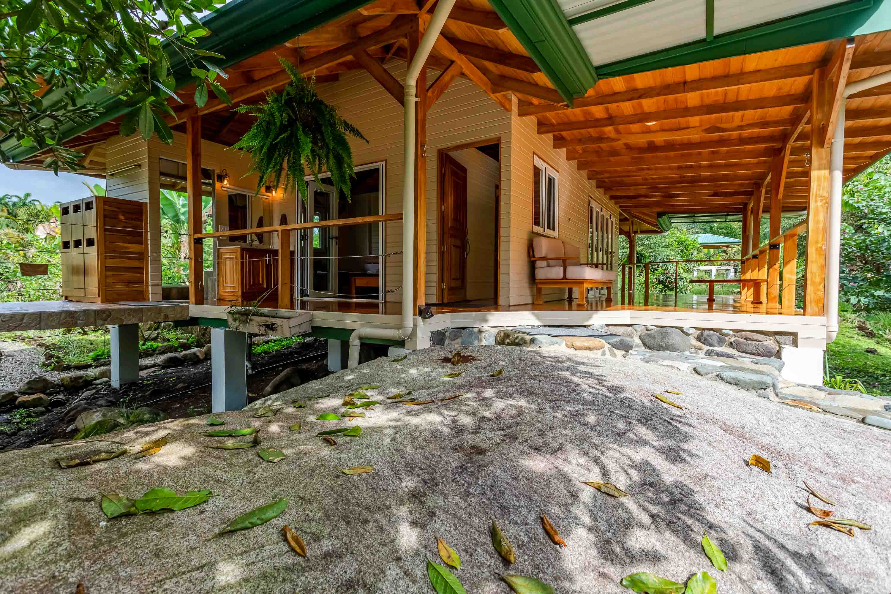 4 bed Single Family Homes For Sale in Perez Zeledon, Puntarenas - thumb 19