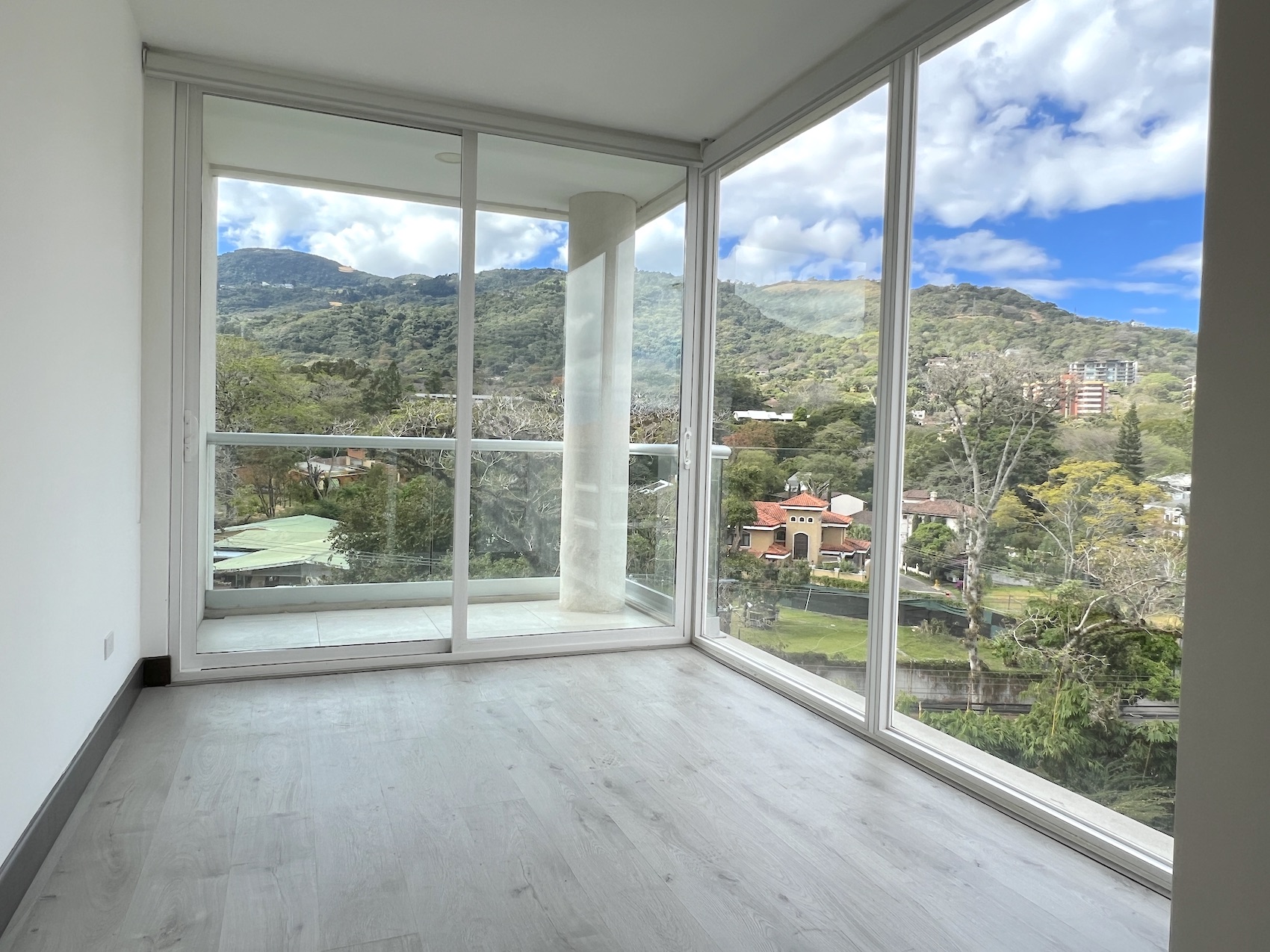 3 bed Apartment For Sale in Escazu, San Jose - thumb 1