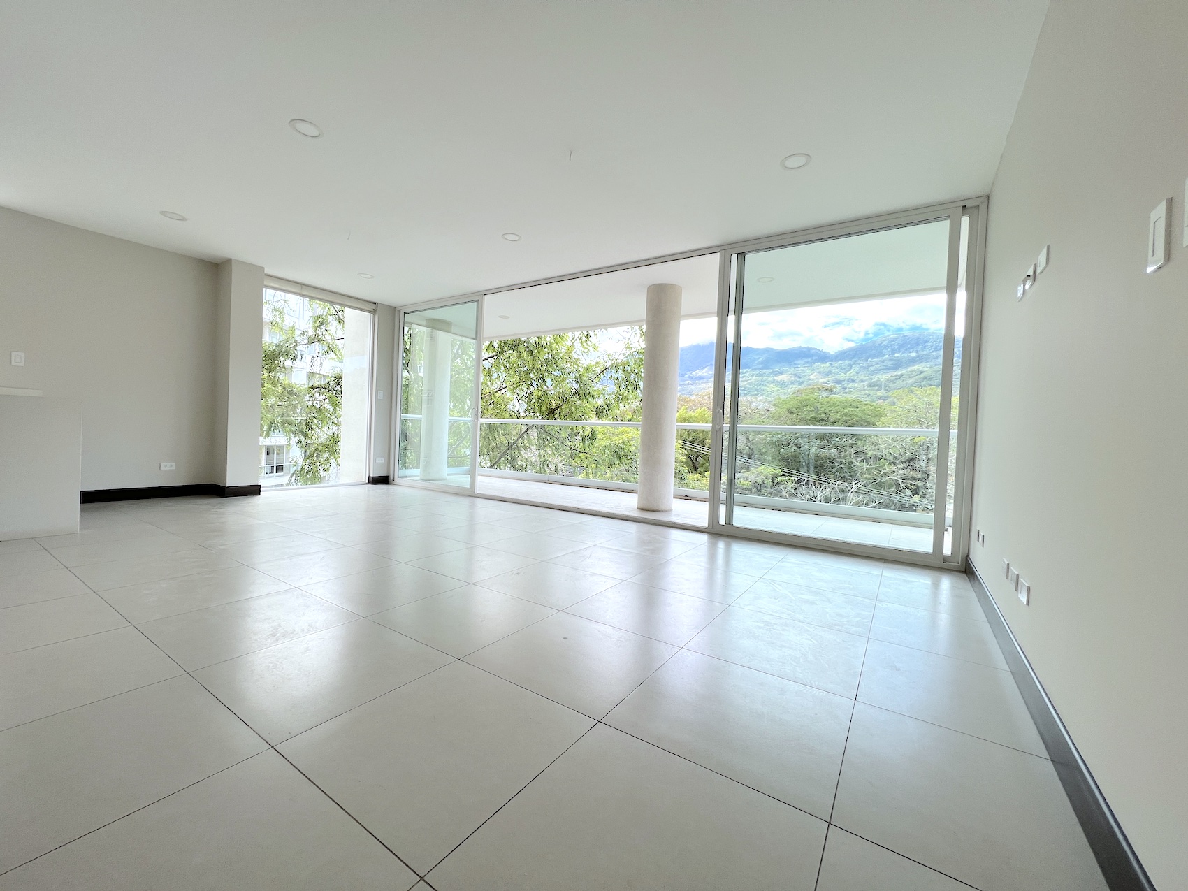 3 bed Apartment For Sale in Escazu, San Jose - thumb 5