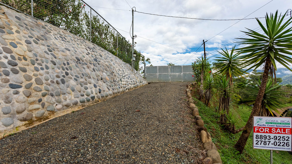 2 bed Single Family Homes For Sale in Tinamastes, San Jose - thumb 29