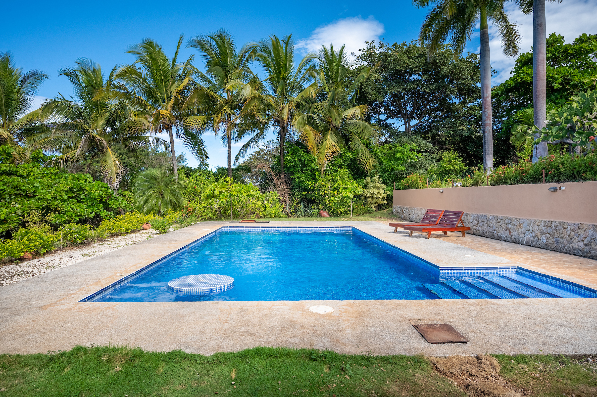 5 bed Single Family Homes For Sale in Playa Negra, Guanacaste - thumb 25