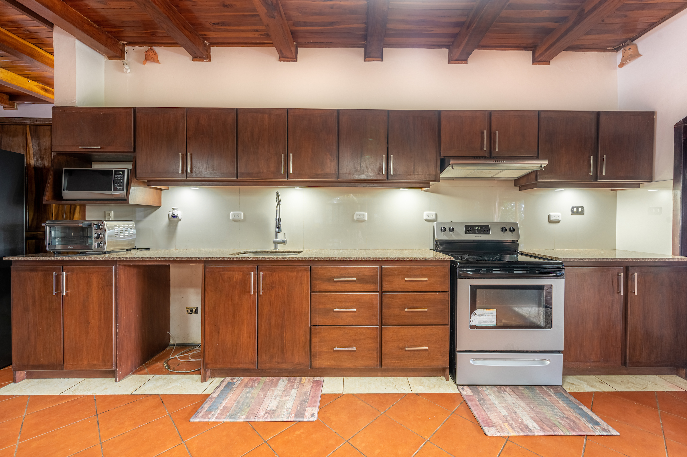 5 bed Single Family Homes For Sale in Playa Negra, Guanacaste - thumb 18