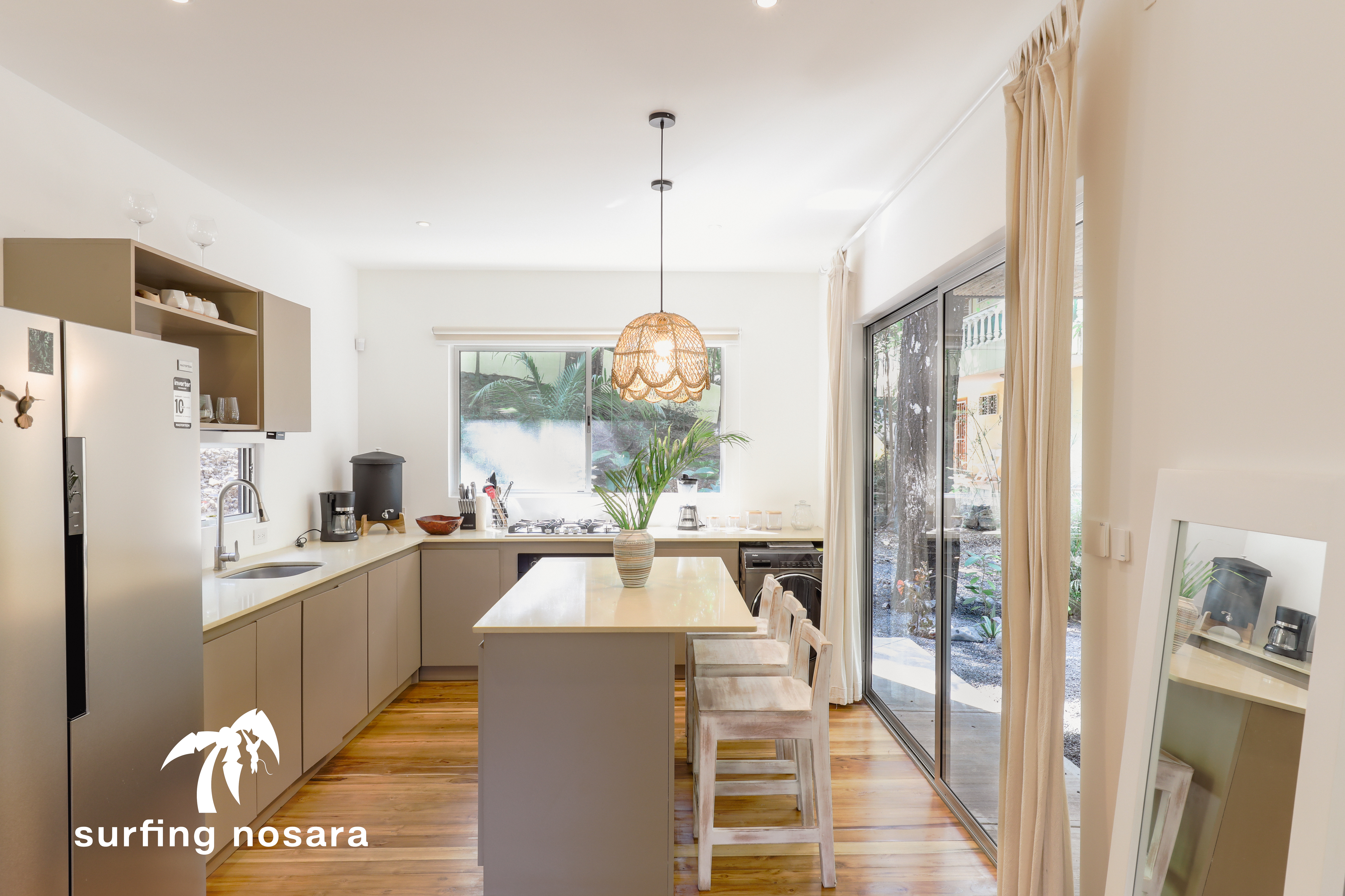 1 bed Single Family Homes For Sale in Playa Pelada, Guanacaste - thumb 1