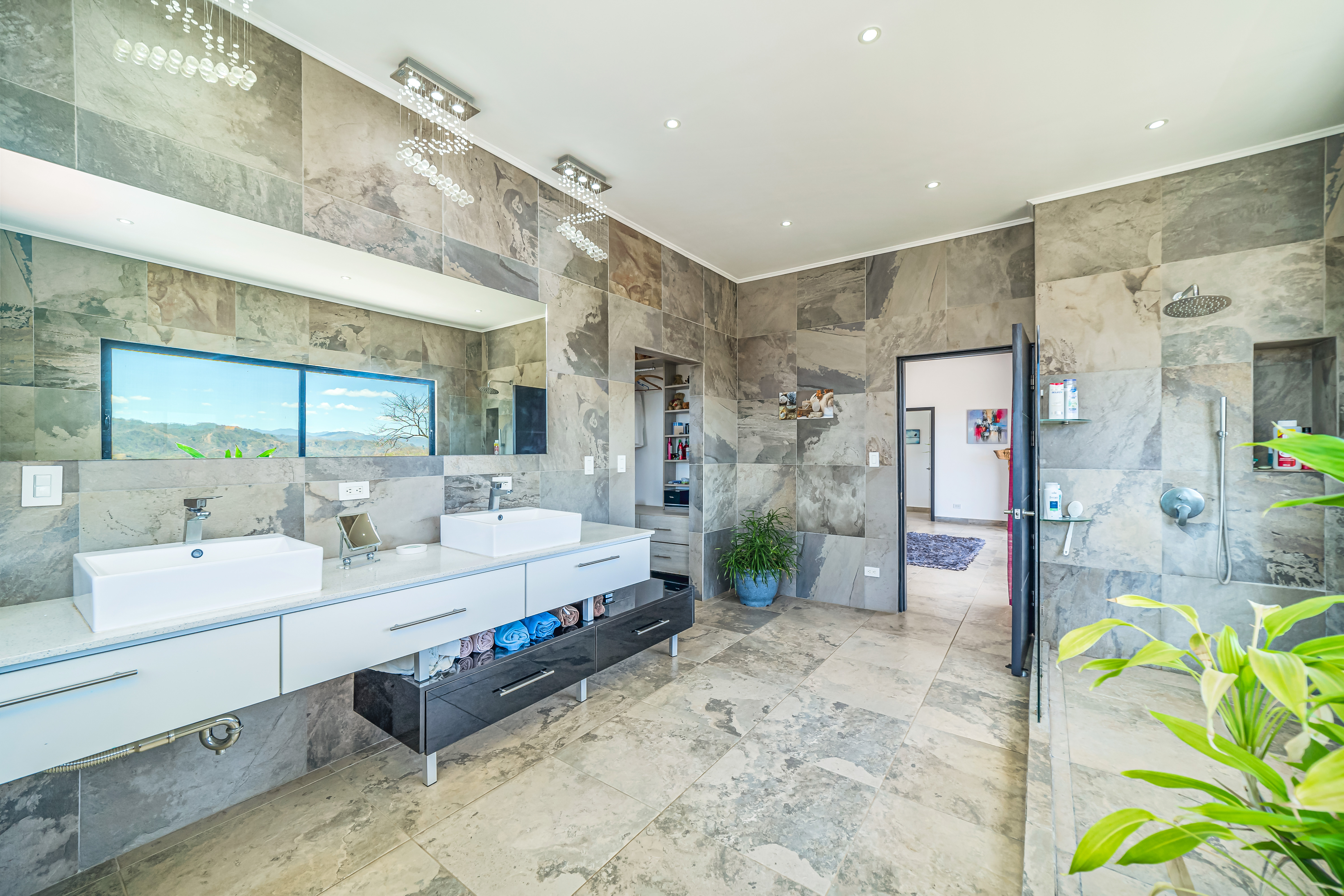 5 bed Single Family Homes For Sale in Tamarindo, Guanacaste - thumb 30