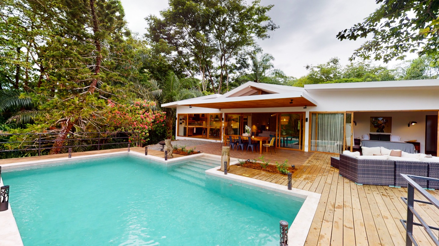 5 bed Single Family Homes For Sale in Ojochal, Puntarenas - thumb 1