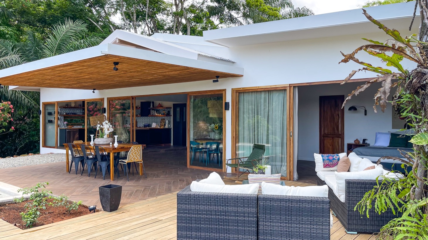 5 bed Single Family Homes For Sale in Ojochal, Puntarenas - thumb 8