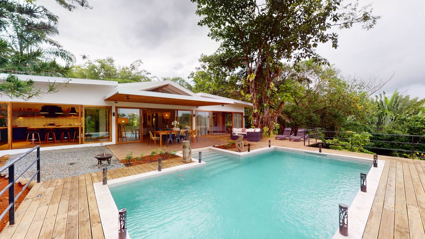 5 bed Single Family Homes For Sale in Ojochal, Puntarenas - thumb 2