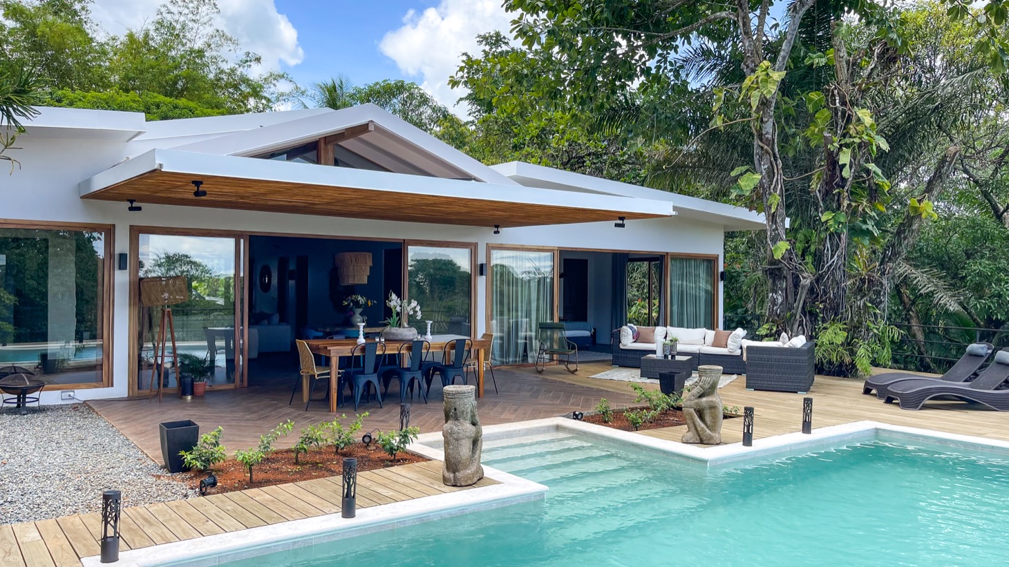 5 bed Single Family Homes For Sale in Ojochal, Puntarenas - thumb 3