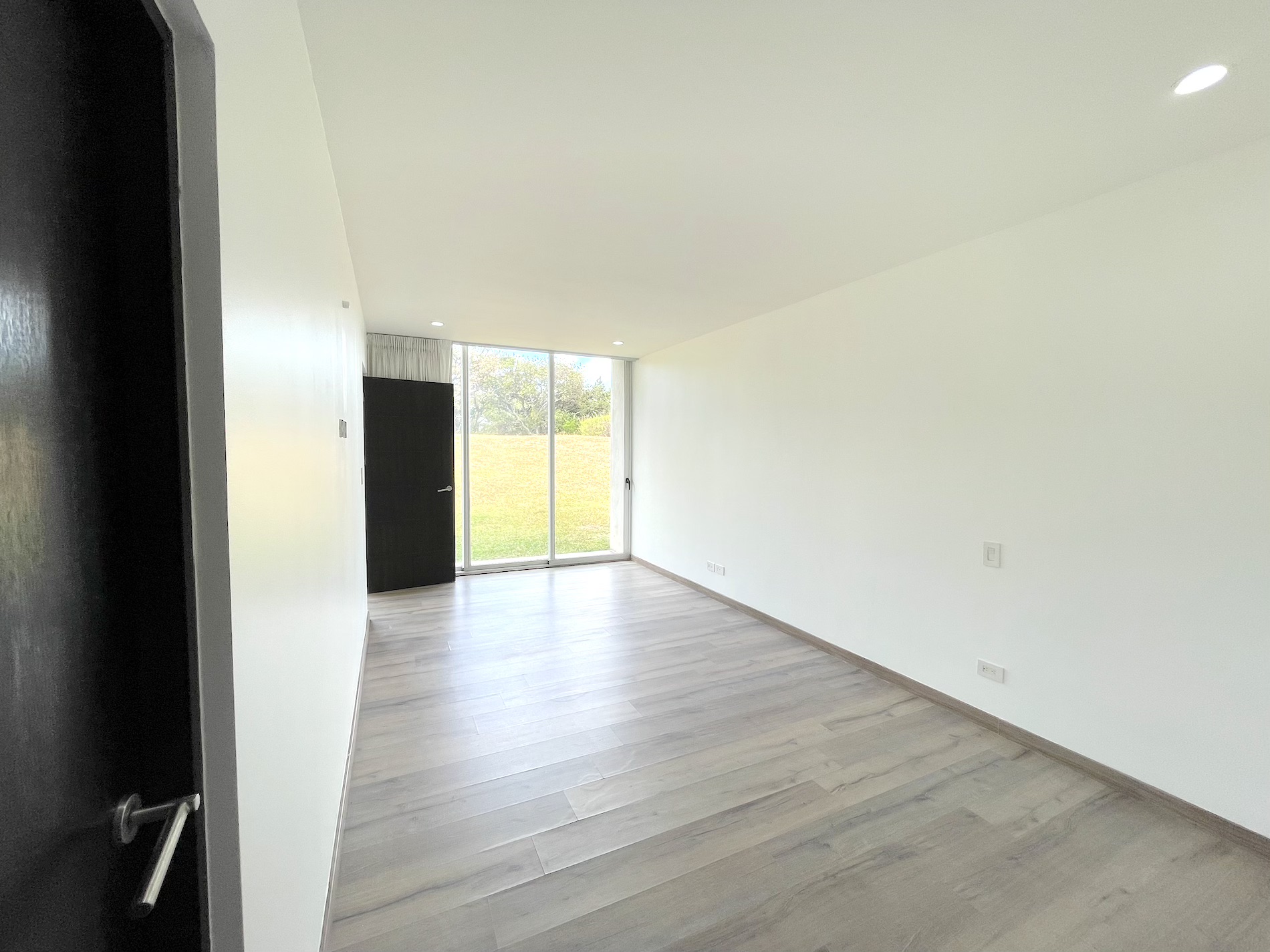 2 bed Apartment For Sale in Escazu, San Jose - thumb 6