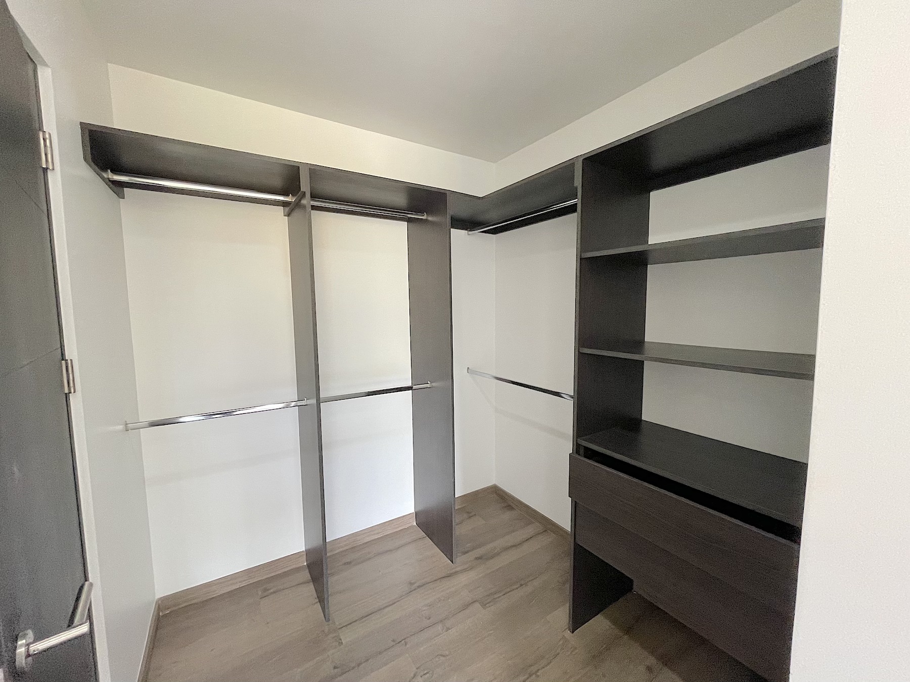 2 bed Apartment For Sale in Escazu, San Jose - thumb 7