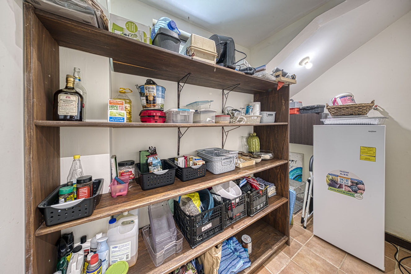 4 bed Single Family Homes For Sale in Jaco, Puntarenas - thumb 10