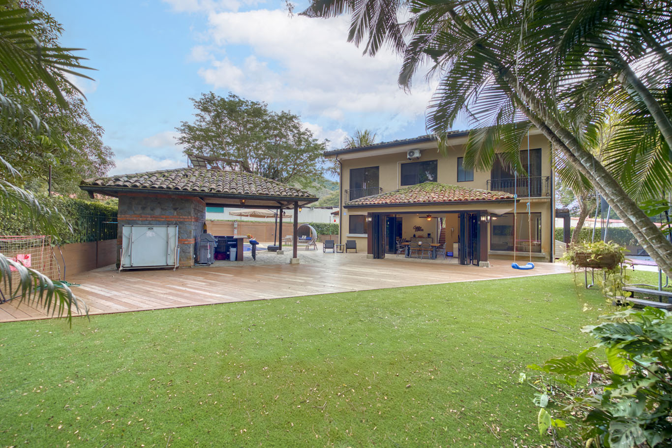 4 bed Single Family Homes For Sale in Jaco, Puntarenas - thumb 22