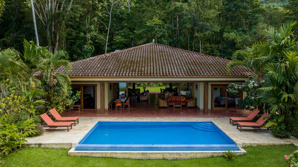 4 bed Single Family Homes For Sale in Dominical, Puntarenas - thumb 1