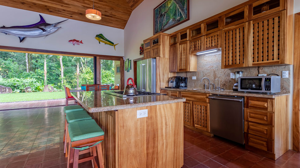 4 bed Single Family Homes For Sale in Dominical, Puntarenas - thumb 21