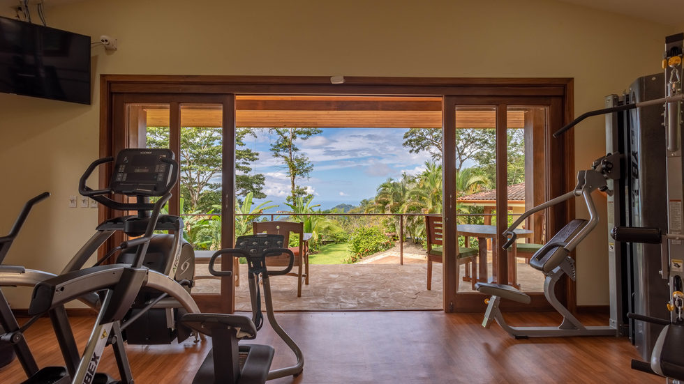 4 bed Single Family Homes For Sale in Dominical, Puntarenas - thumb 25