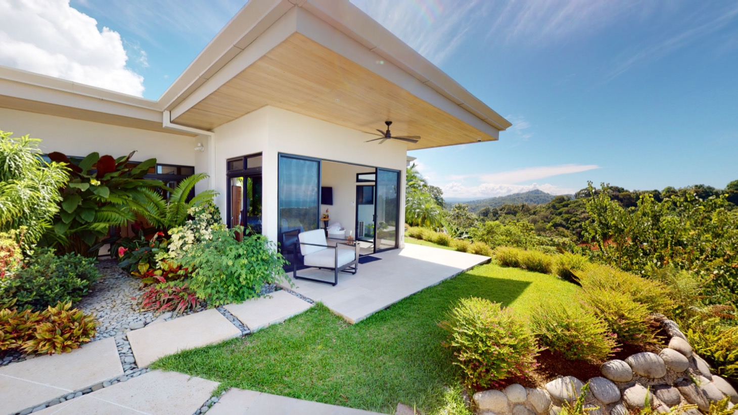 4 bed Single Family Homes For Sale in Ojochal, Puntarenas - thumb 10