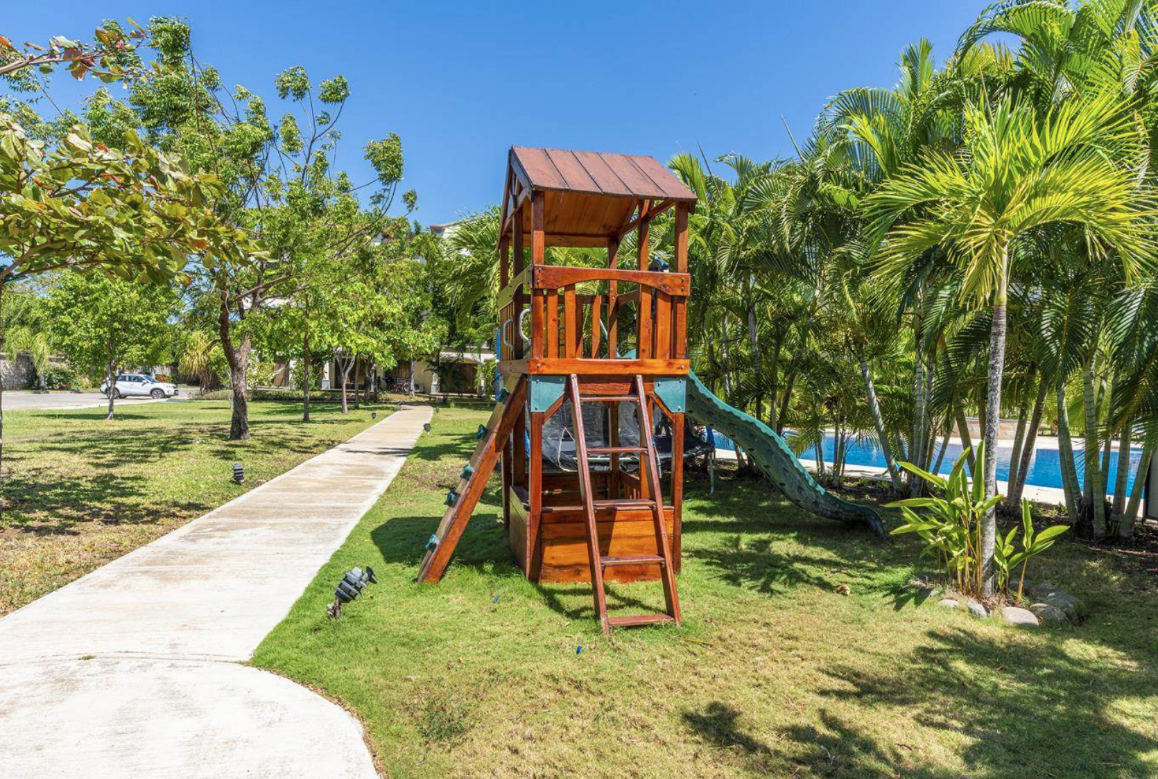 2 bed Condo For Sale in Tamarindo, Guanacaste - thumb 14