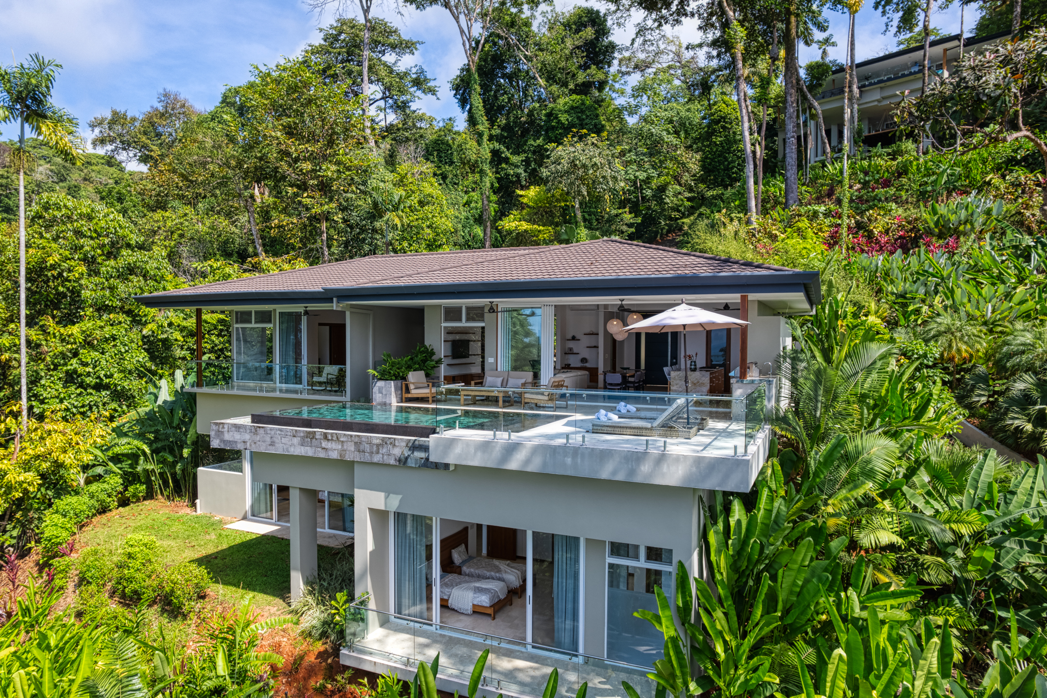 4 bed Single Family Homes For Sale in Dominical, Puntarenas - thumb 2