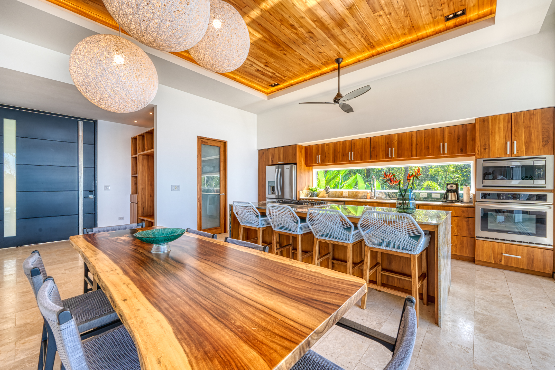 4 bed Single Family Homes For Sale in Dominical, Puntarenas - thumb 9