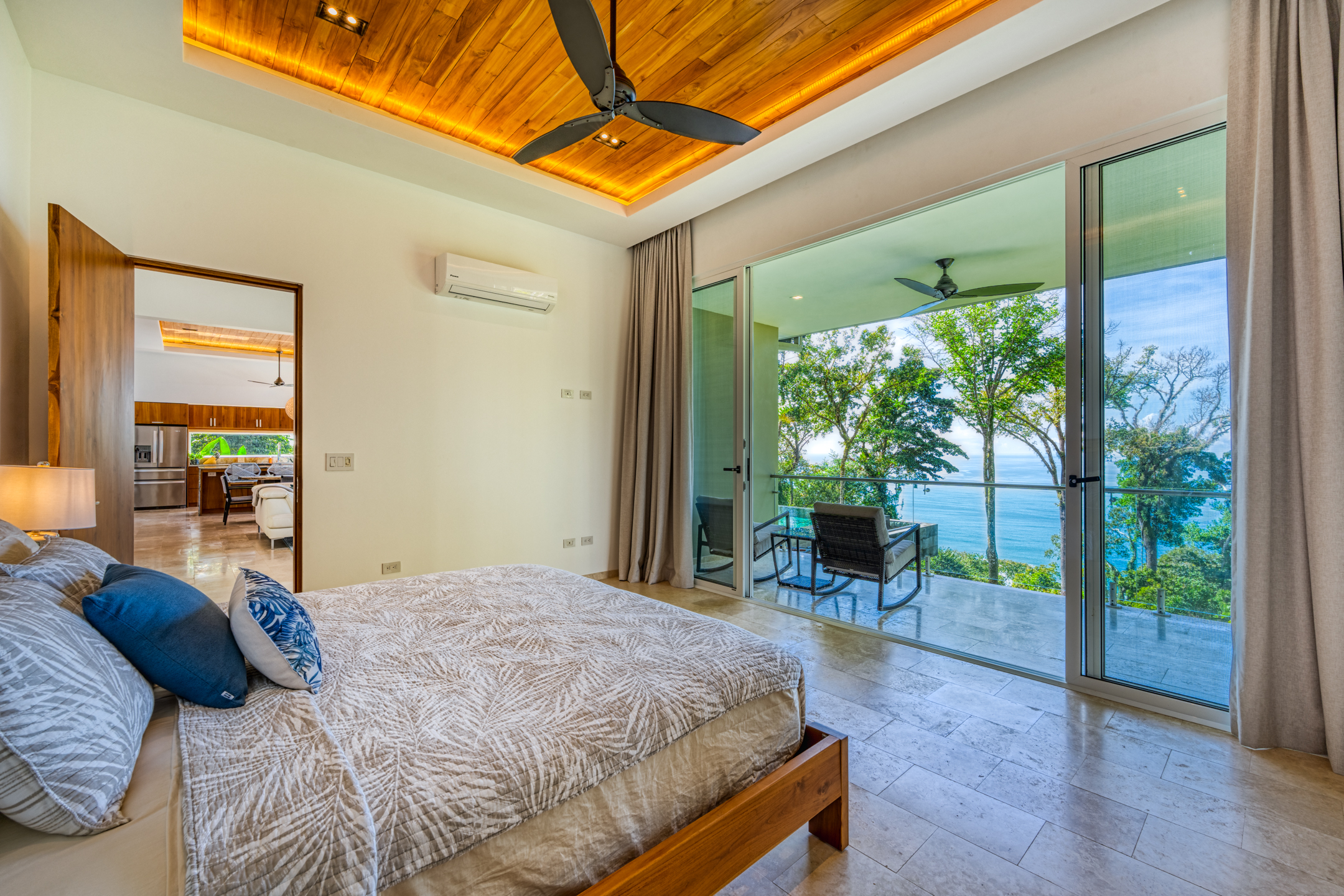 4 bed Single Family Homes For Sale in Dominical, Puntarenas - thumb 11