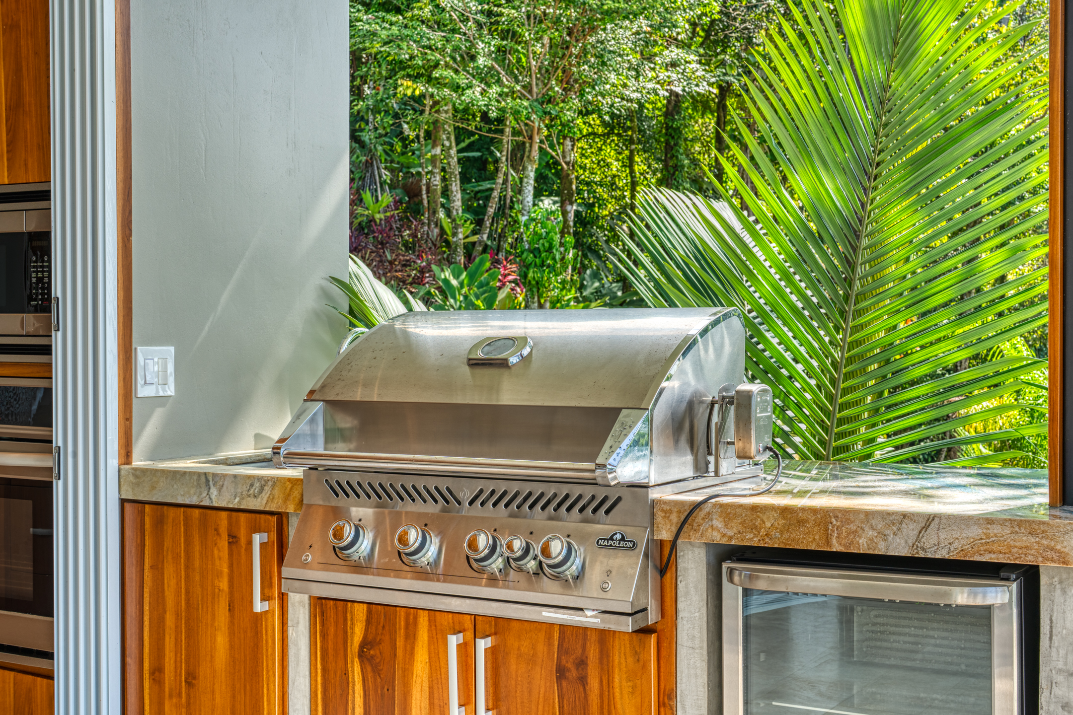 4 bed Single Family Homes For Sale in Dominical, Puntarenas - thumb 26