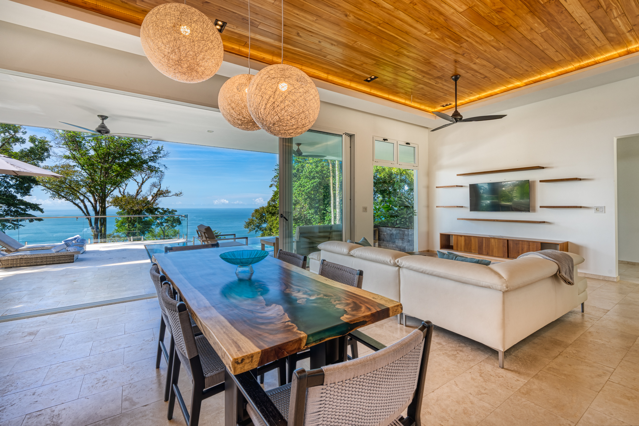 4 bed Single Family Homes For Sale in Dominical, Puntarenas - thumb 20