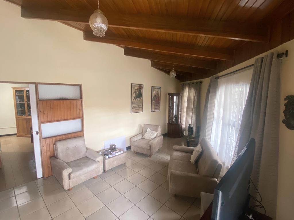 5 bed Single Family Homes For Sale in Desamparados, San Jose - thumb 4