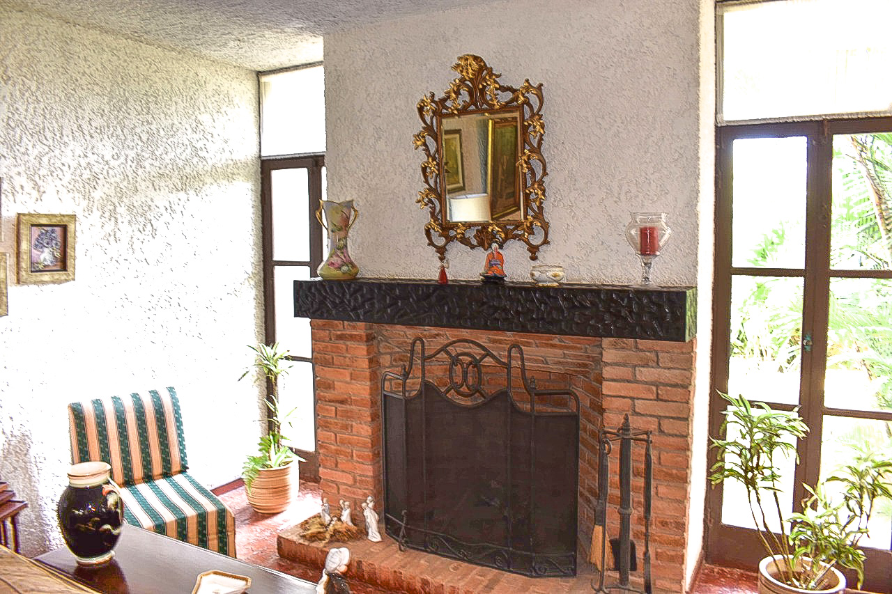 5 bed Single Family Homes For Sale in Curridabat, San Jose - thumb 3