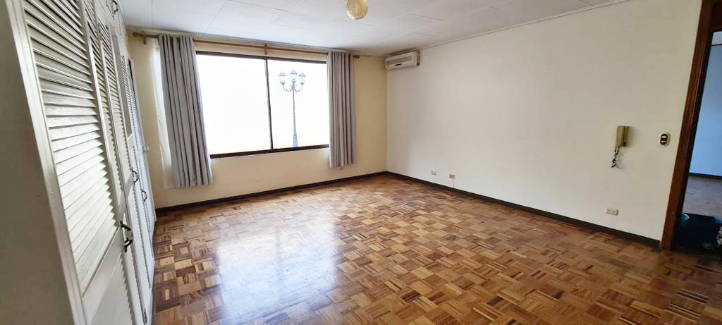 3 bed Single Family Homes For Sale in Curridabat, San Jose - thumb 3