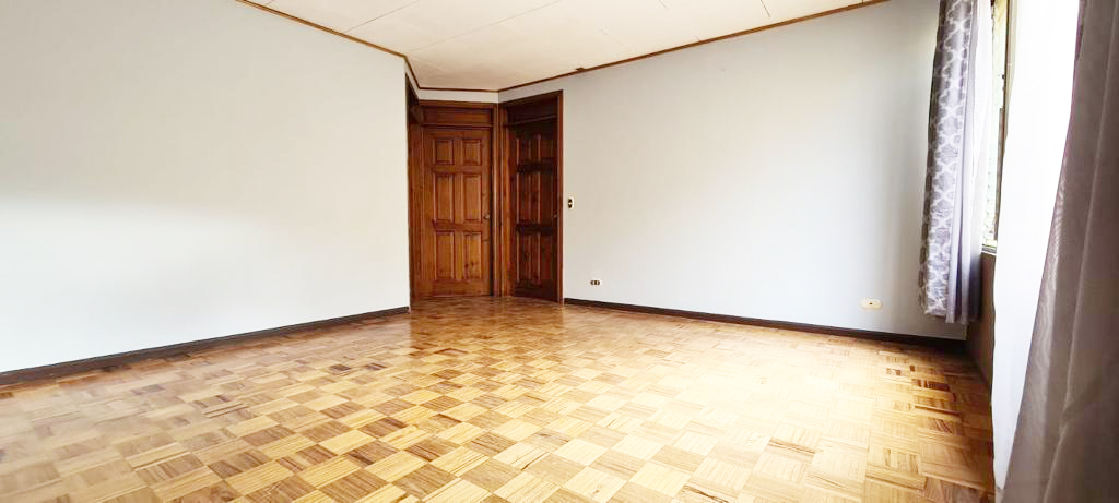 3 bed Single Family Homes For Sale in Curridabat, San Jose - thumb 1