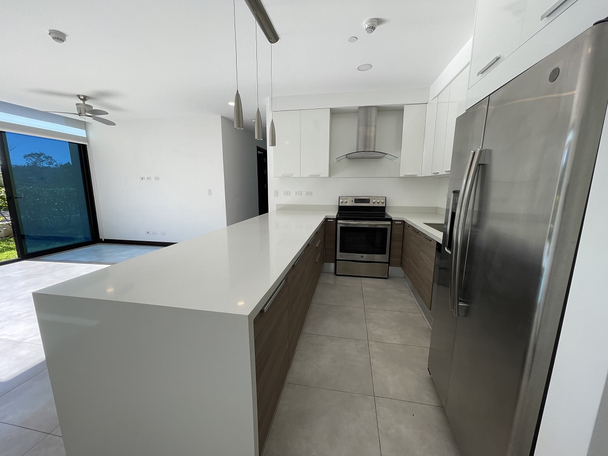 2 bed Apartment For Sale in Guachipelin De Escazu, San Jose - thumb 4