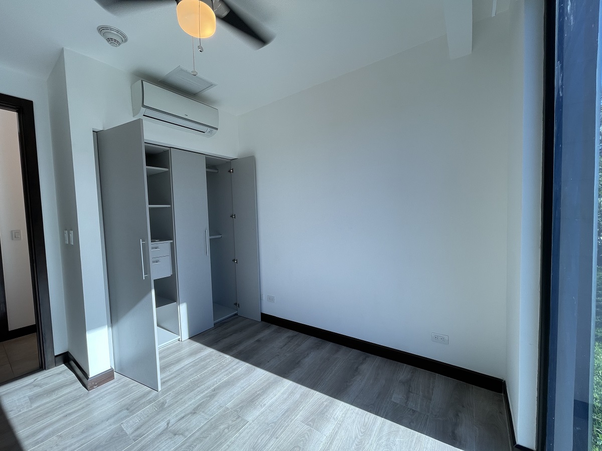 2 bed Apartment For Sale in Guachipelin De Escazu, San Jose - thumb 11
