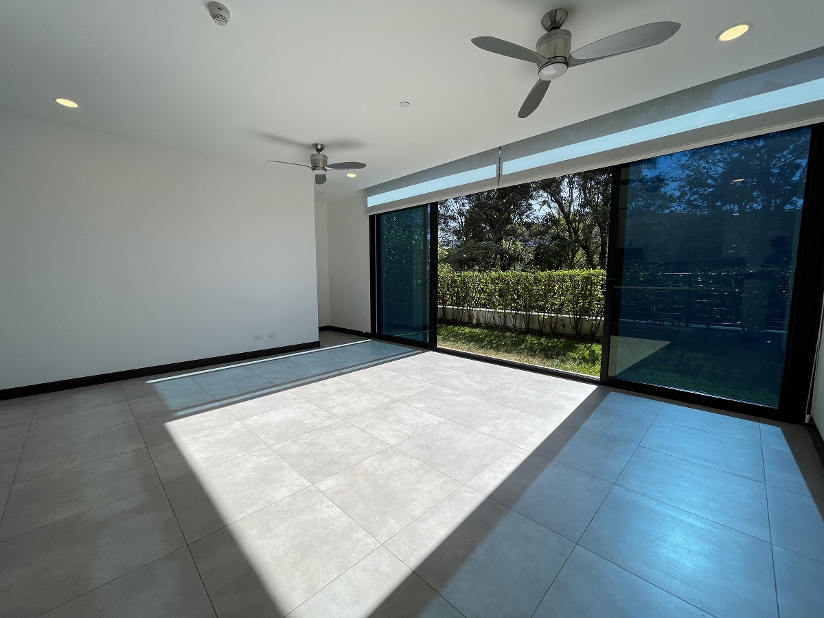 2 bed Apartment For Sale in Guachipelin De Escazu, San Jose - thumb 7