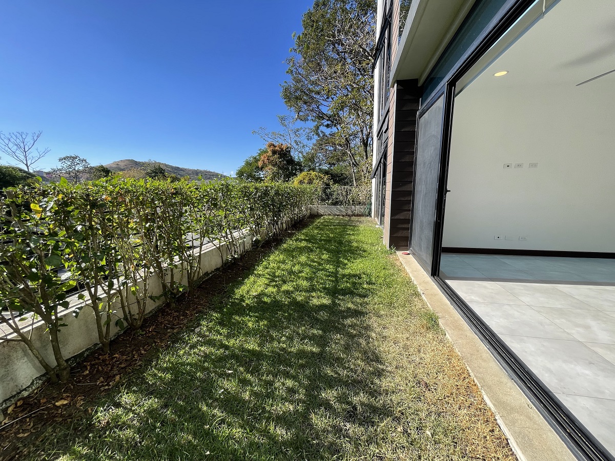 2 bed Apartment For Sale in Guachipelin De Escazu, San Jose - thumb 19