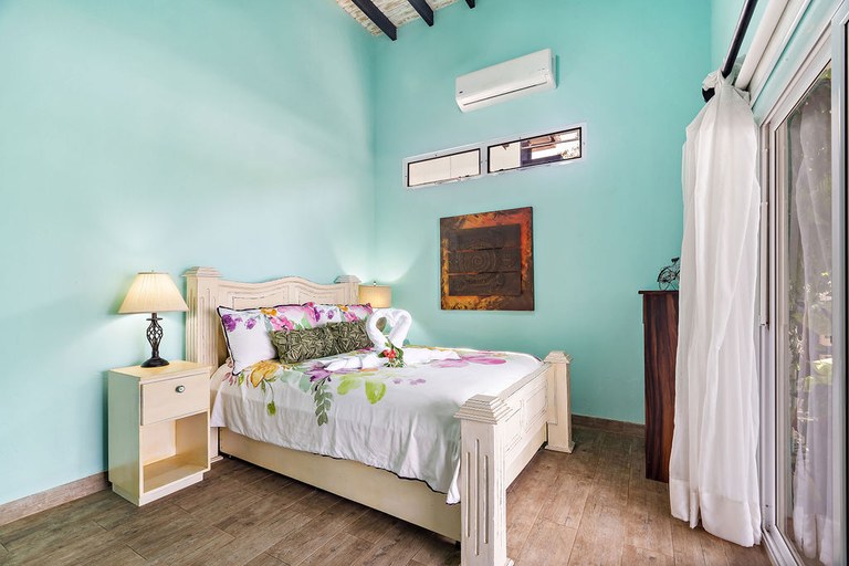 3 bed Single Family Homes For Sale in Playa Potrero, Guanacaste - thumb 22