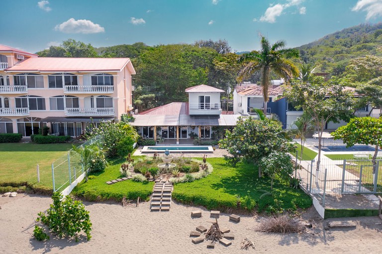 3 bed Single Family Homes For Sale in Playa Potrero, Guanacaste - thumb 28