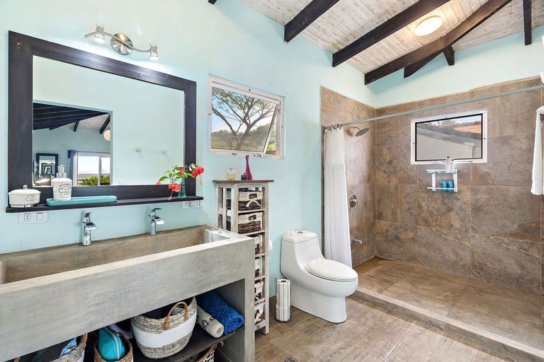 3 bed Single Family Homes For Sale in Playa Potrero, Guanacaste - thumb 15