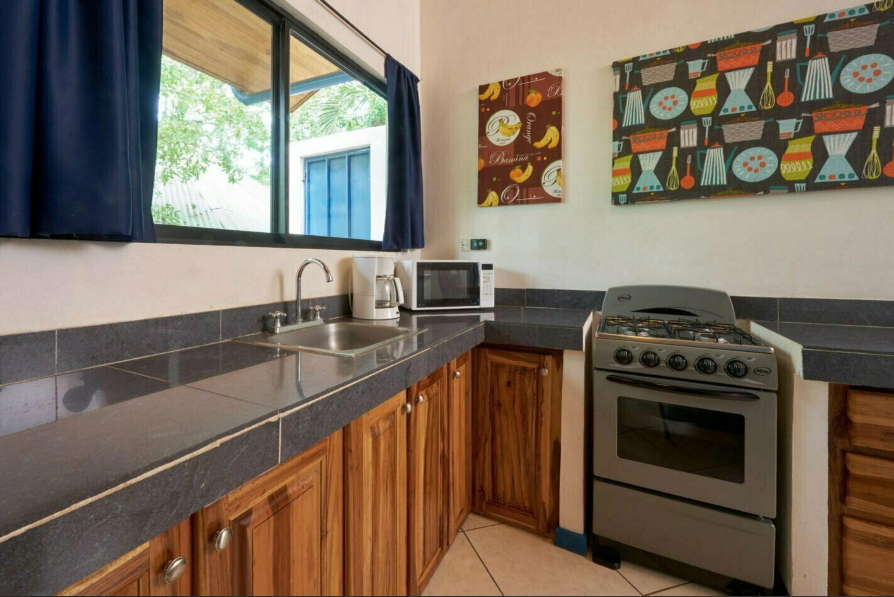 10 bed Hotel / Leisure For Sale in Tamarindo, Guanacaste - thumb 13