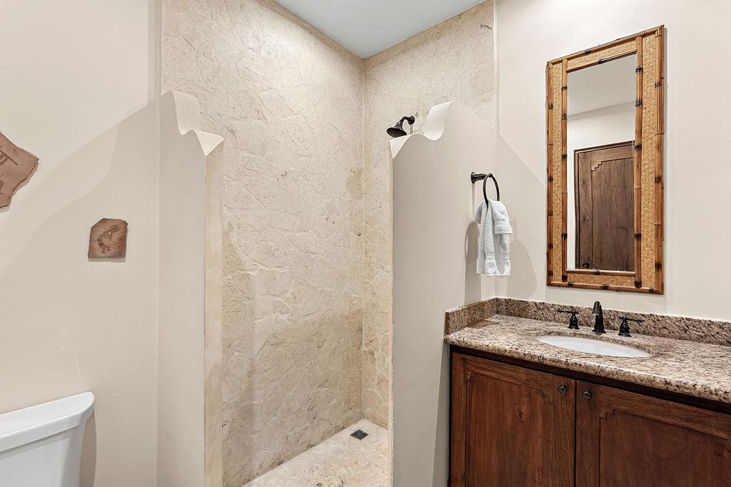 5 bed Single Family Homes For Sale in Playa Flamingo, Guanacaste - thumb 18