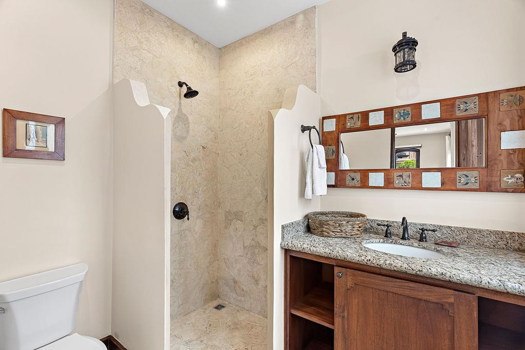 5 bed Single Family Homes For Sale in Playa Flamingo, Guanacaste - thumb 19