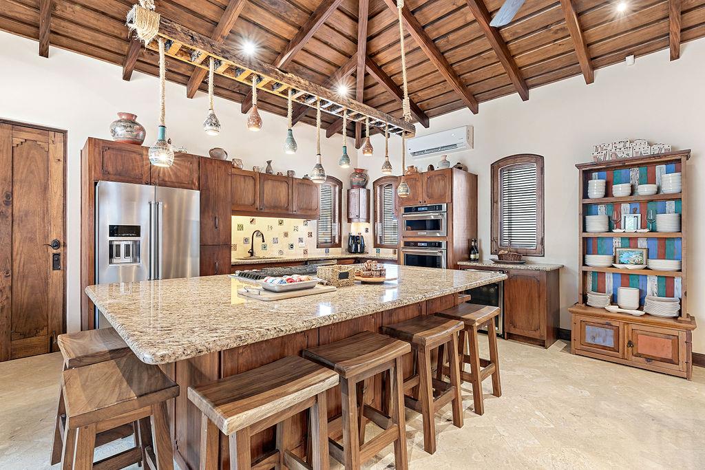 5 bed Single Family Homes For Sale in Playa Flamingo, Guanacaste - thumb 24