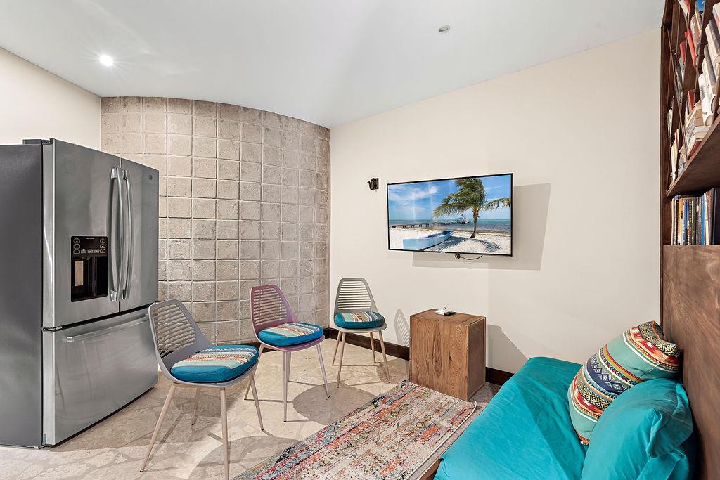 5 bed Single Family Homes For Sale in Playa Flamingo, Guanacaste - thumb 8