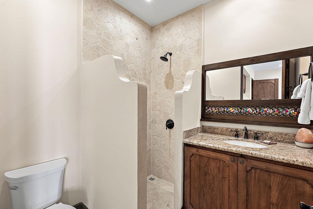 5 bed Single Family Homes For Sale in Playa Flamingo, Guanacaste - thumb 17