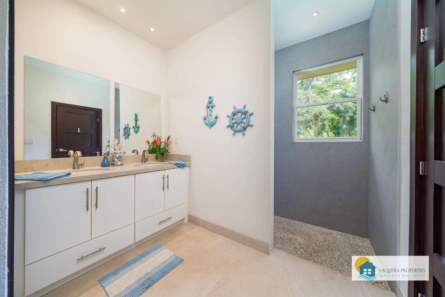 3 bed Single Family Homes For Sale in Playa Grande, Guanacaste - thumb 19