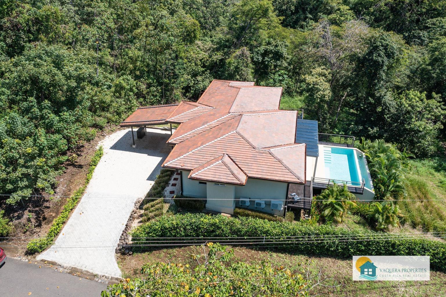 3 bed Single Family Homes For Sale in Playa Grande, Guanacaste - thumb 3
