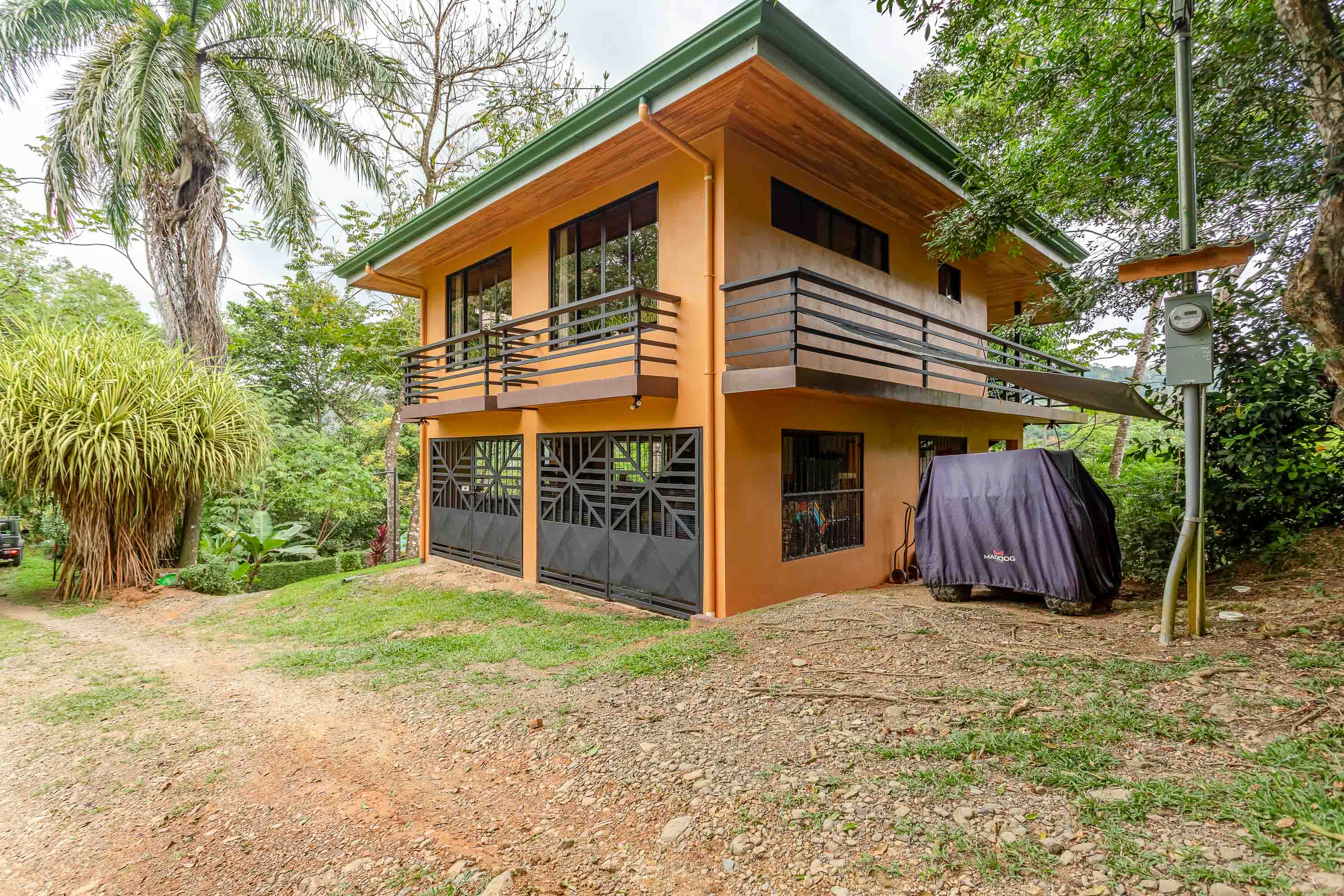 3 bed Single Family Homes For Sale in Dominical, Puntarenas - thumb 3
