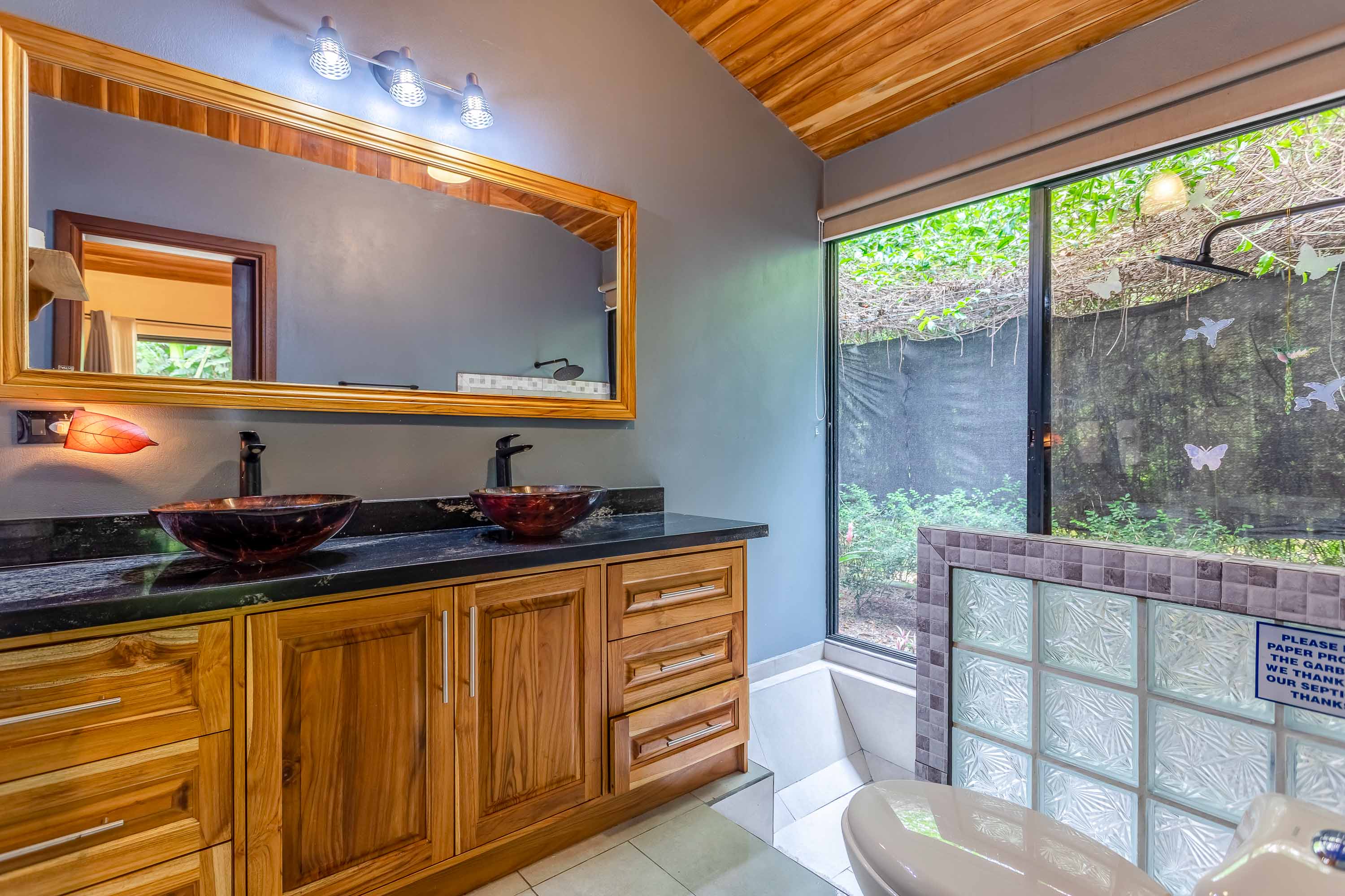 3 bed Single Family Homes For Sale in Dominical, Puntarenas - thumb 28