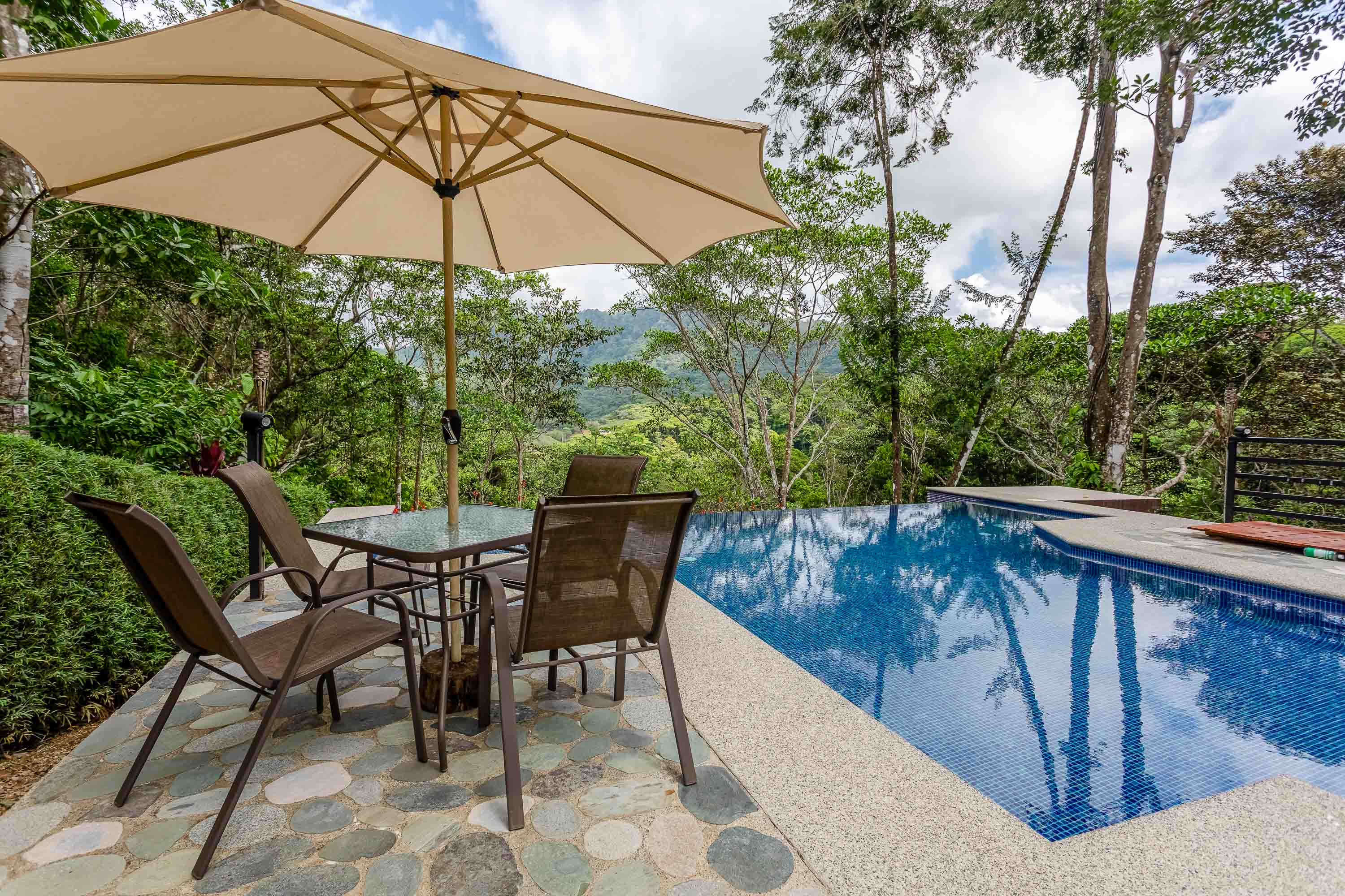 3 bed Single Family Homes For Sale in Dominical, Puntarenas - thumb 12