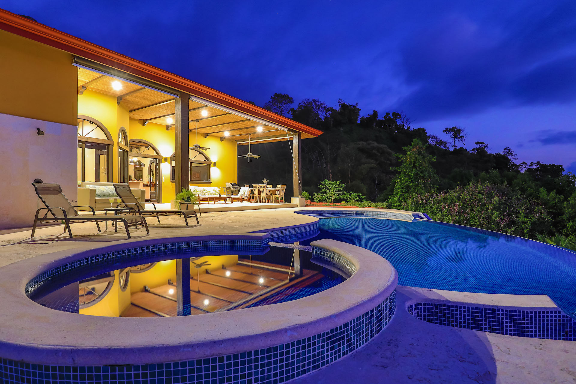 6 bed Single Family Homes For Sale in Uvita, Puntarenas - thumb 2